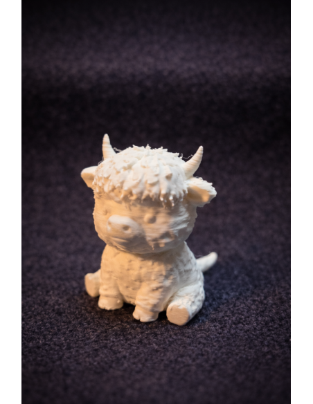 Paint-Yourself Highland Cow Figure 4-6cm – White DIY Decoration