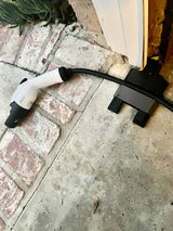 Kabelgennemføring til garageport – beskyt dit EV-kabel