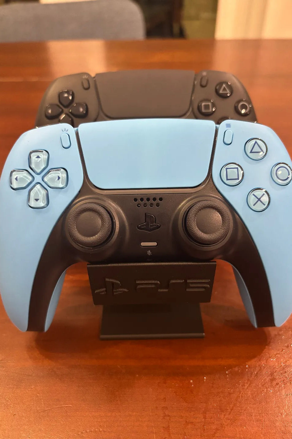 PS5 Controller Stand til 2 controllere – Ryd op i rodet