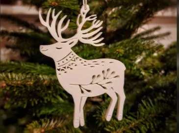 Juletræspynt med hjort