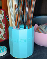 Rotating Knitting Needle Organizer – 13 Compartments
