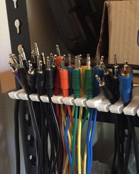 Eurorack Cable Hanger with M3 Mounting Holes